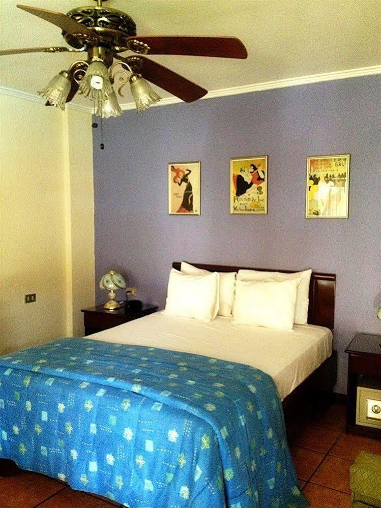 Hotel Puerta Del Sol - San Jose Airport Luaran gambar